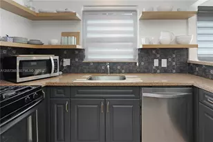 405 S 16th Ave, Hollywood, FL 33020 - Photo 13