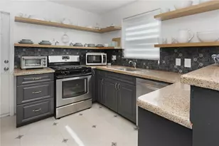 405 S 16th Ave, Hollywood, FL 33020 - Photo 11