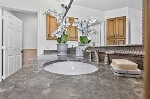 1012 Cedar Falls Dr, Weston, FL 33327 - Photo 17