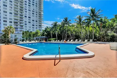 2801 NE 183rd St #308W, Aventura, FL 33160 - Photo 11