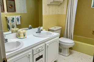 3440 NE 170th St, North Miami Beach, FL 33160 - Photo 11