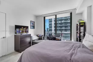 55 SW 9th St, Miami, FL 33130 - Photo 7