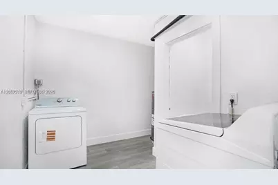 105 NE 213th St, Miami Gardens, FL 33179 - Photo 9