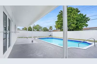 105 NE 213th St, Miami Gardens, FL 33179 - Photo 3