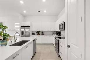 4577 SW 174th Ave, Miramar, FL 33029 - Photo 9