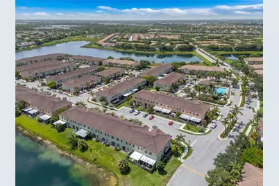 2438 SE 15th St, Homestead, FL 33035 - Photo 41