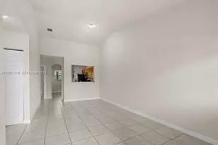 22561 SW 88th Pl, Cutler Bay, FL 33190 - Photo 5