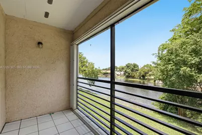 11396 Taft St #11396, Pembroke Pines, FL 33026 - Photo 29