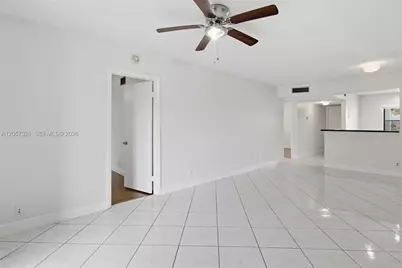 11396 Taft St #11396, Pembroke Pines, FL 33026 - Photo 13