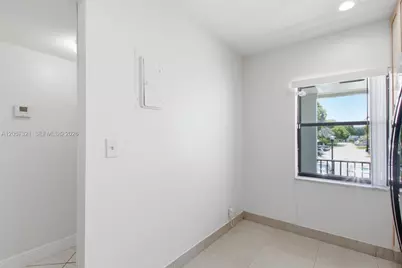 11396 Taft St #11396, Pembroke Pines, FL 33026 - Photo 17