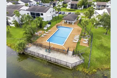 11396 Taft St #11396, Pembroke Pines, FL 33026 - Photo 33