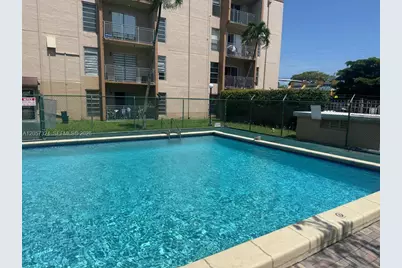 4725 NW 7th St #206-3, Miami, FL 33126 - Photo 9