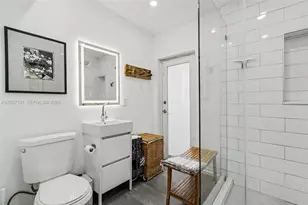 1566 NE 110th St, Miami, FL 33161 - Photo 23