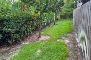 270 NE 12th St, Florida City, FL 33034 - Photo 23
