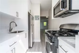 2416 Flamingo Dr, Miami Beach, FL 33140 - Photo 9
