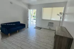 1600 Pennsylvania Ave, Miami Beach, FL 33139 - Photo 1