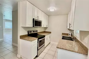 320 Holloway Dr, Plantation, FL 33317 - Photo 37