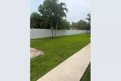 260 Northwest Dr #260, Miami, FL 33126 - Photo 3
