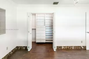 5711 SW 64th Ave, South Miami, FL 33143 - Photo 23