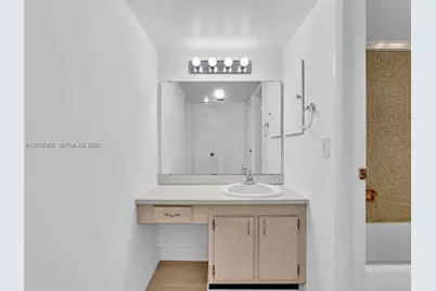 20500 W Country Club Dr #203, Aventura, FL 33180 - Photo 33