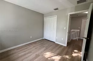 1592 SE 27th Ct, Homestead, FL 33035 - Photo 3
