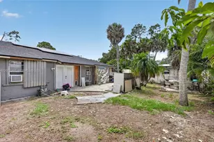 1041 Sanger St, Port Charlotte, FL 33952 - Photo 25