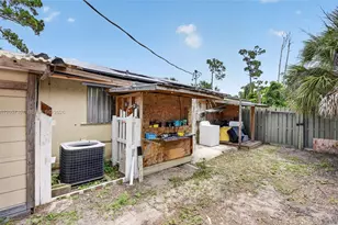 1041 Sanger St, Port Charlotte, FL 33952 - Photo 29