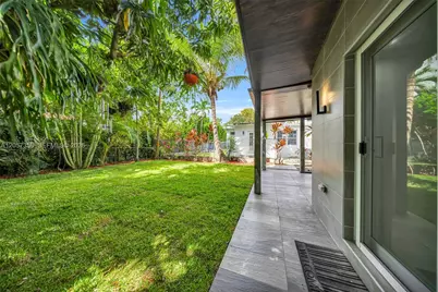 1104 NE 85th St, Miami, FL 33138 - Photo 45