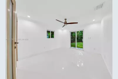 1104 NE 85th St, Miami, FL 33138 - Photo 27