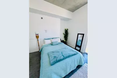 151 SE 1st St #2102, Miami, FL 33131 - Photo 3