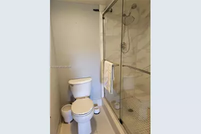 12501 SW 14th St #314R, Pembroke Pines, FL 33027 - Photo 9