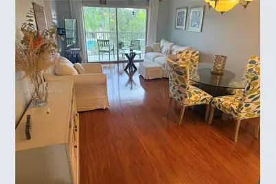 12501 SW 14th St #314R, Pembroke Pines, FL 33027 - Photo 3