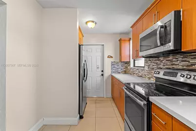 3220 E 8th Ave, Hialeah, FL 33013 - Photo 15