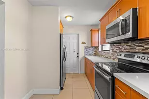 3220 E 8th Ave, Hialeah, FL 33013 - Photo 15