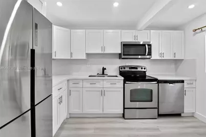 428 NW 97th St, Miami, FL 33150 - Photo 23
