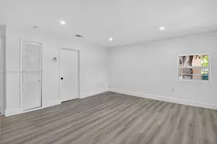 428 NW 97th St, Miami, FL 33150 - Photo 9
