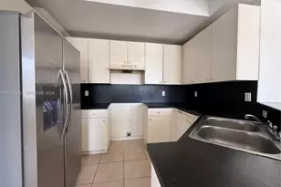 10852 SW 240th St, Homestead, FL 33032 - Photo 9