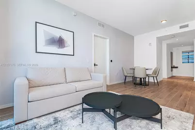 398 NE 5th St #3711, Miami, FL 33132 - Photo 3