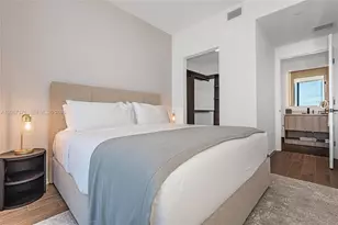 398 NE 5th St, Miami, FL 33132 - Photo 27