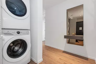 398 NE 5th St #3711, Miami, FL 33132 - Photo 15