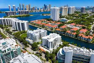 3000 NE 188th St, Aventura, FL 33180 - Photo 11