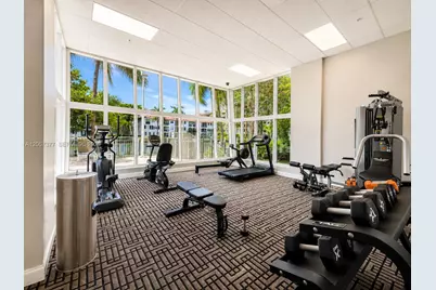 3000 NE 188th St #709, Aventura, FL 33180 - Photo 31