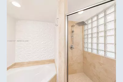 3000 NE 188th St #PH 709, Aventura, FL 33180 - Photo 27