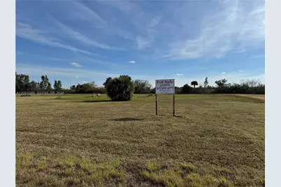 987 Watson Way, Moore Haven, FL 33471 - Photo 3