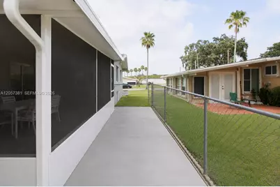 7120 Granada Blvd, Miramar, FL 33023 - Photo 7