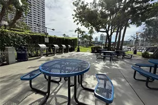2500 Parkview Dr, Hallandale Beach, FL 33009 - Photo 27