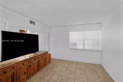 443 NW 97th Pl #443, Miami, FL 33172 - Photo 9