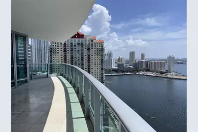 1331 Brickell Bay Dr #2801, Miami, FL 33131 - Photo 5