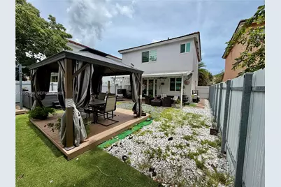 2021 SE 15th St, Homestead, FL 33035 - Photo 23