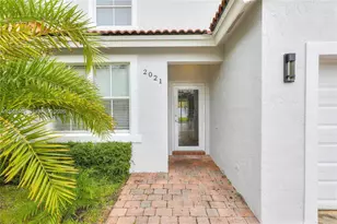 2021 SE 15th St, Homestead, FL 33035 - Photo 3